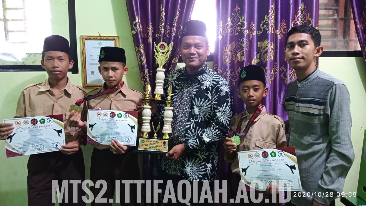 MTS Al-ITTIFAQIAH 2 Juara umum 3